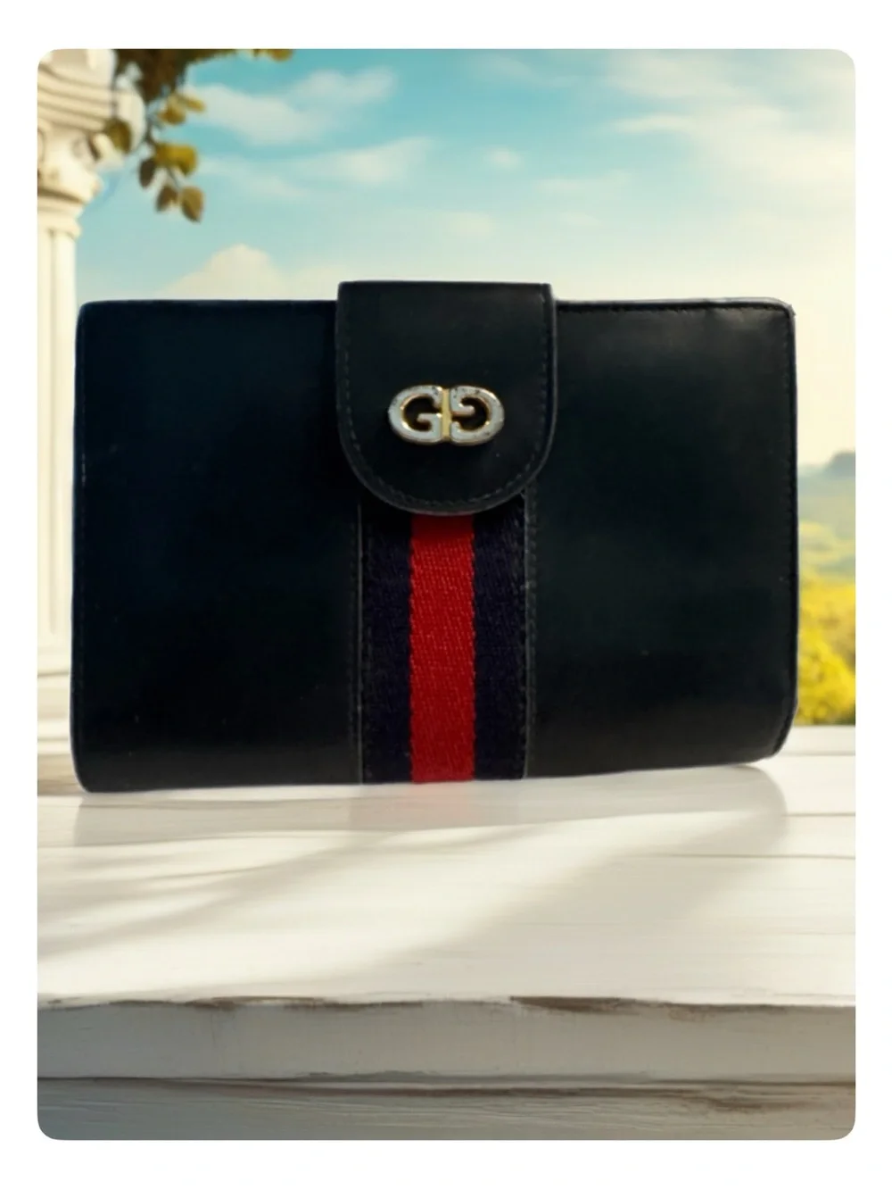 Vintage Gucci Black Leather Card Holder with Gold Stamp